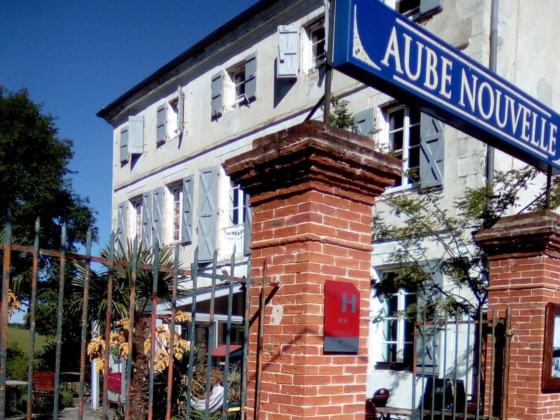Hotel Aube Nouvelle à Durfort-Lacapelette Extérieur photo