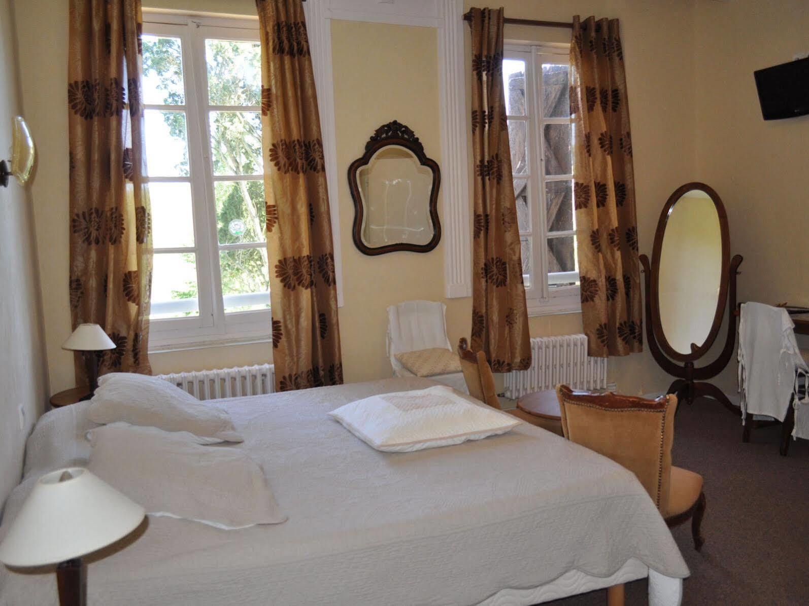 Hotel Aube Nouvelle à Durfort-Lacapelette Extérieur photo
