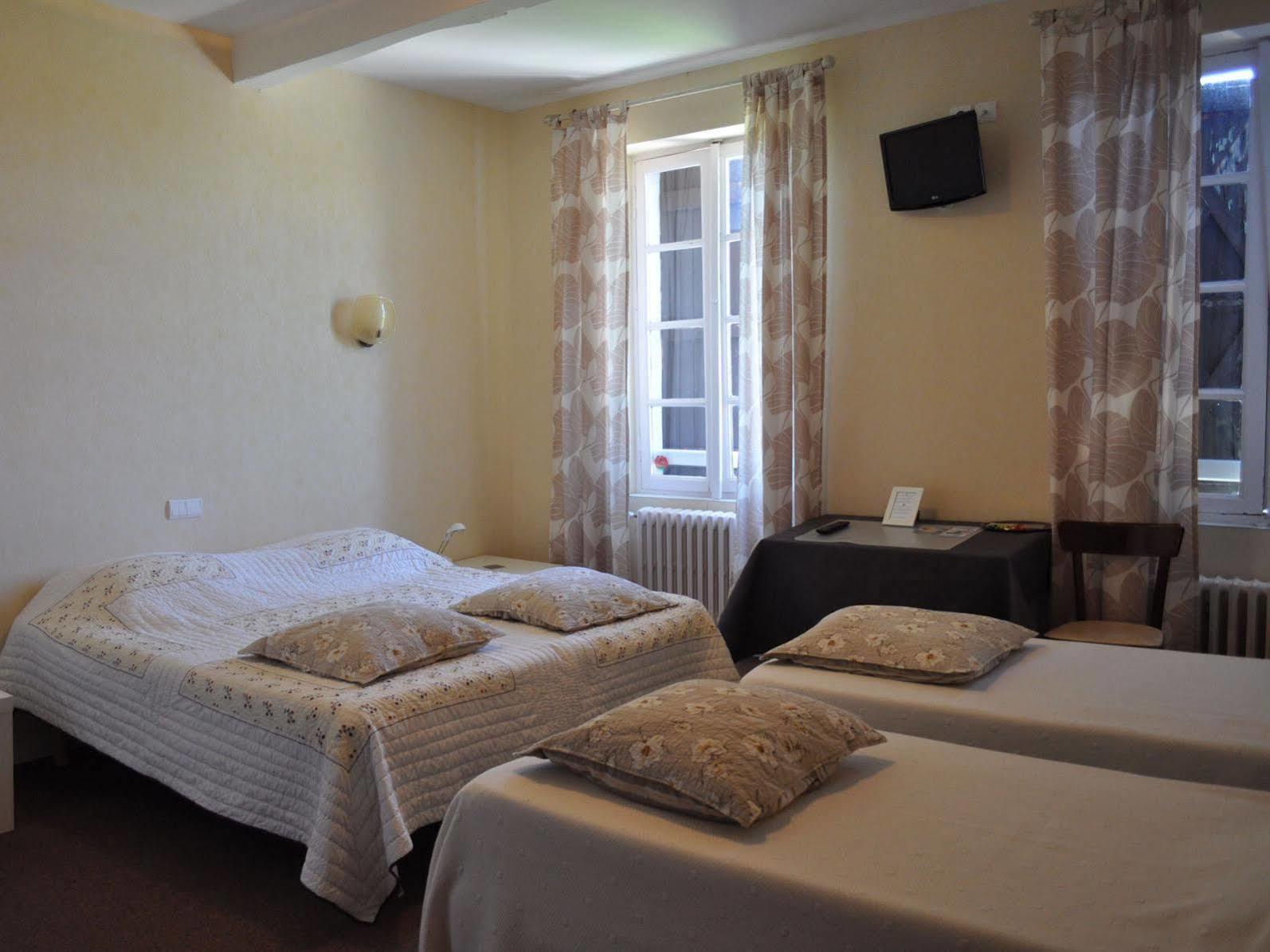 Hotel Aube Nouvelle à Durfort-Lacapelette Extérieur photo